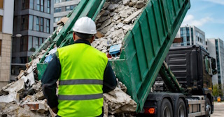 Вывоз строительного мусора в Златоусте: услуги лицензированной компании — ПроМусор